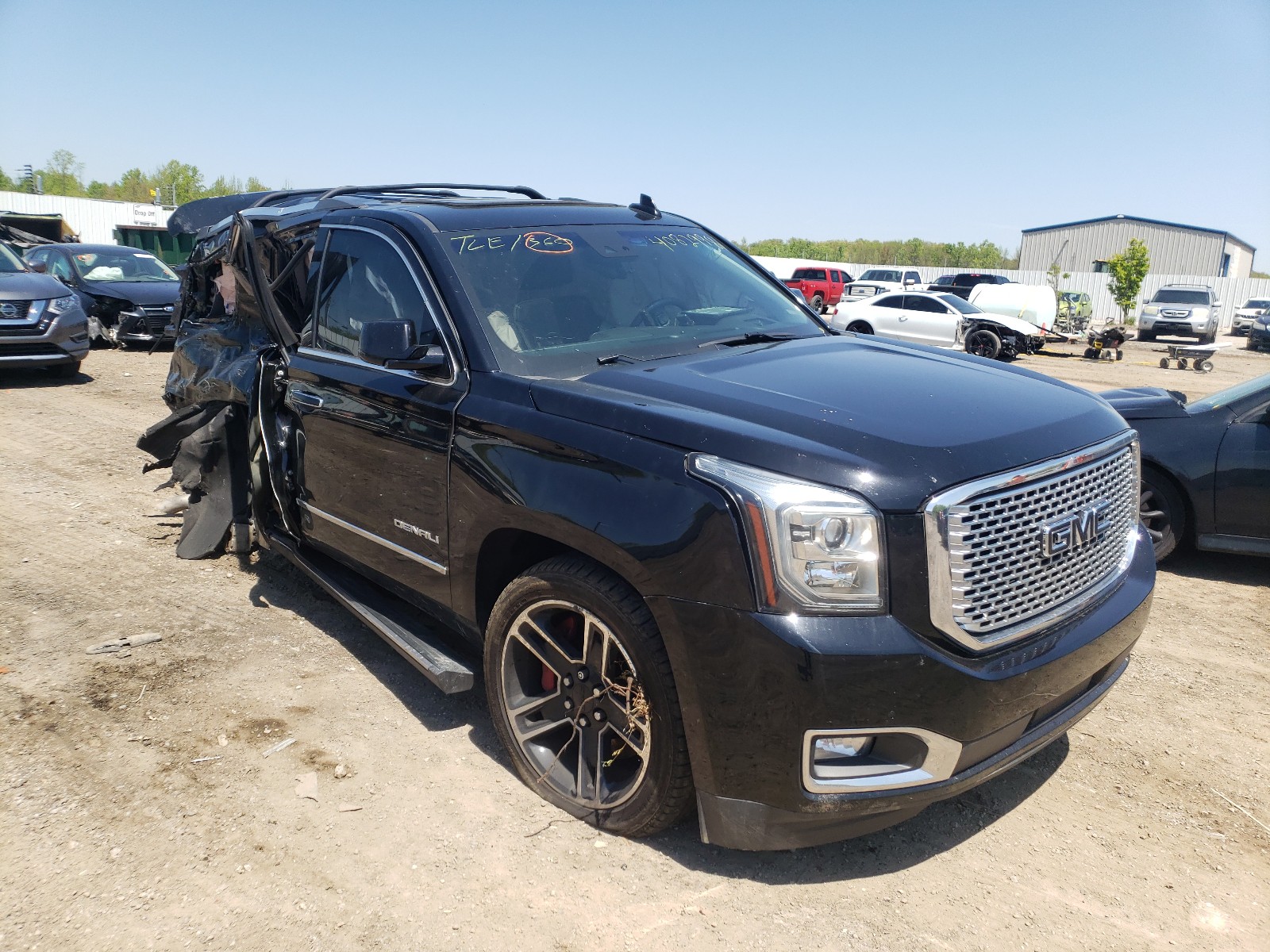 2017 GMC YUKON DENALI BLACK 1GKS1CKJ1HR382032