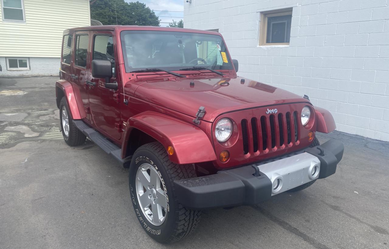 Jeep Wrangler Sahara 2012