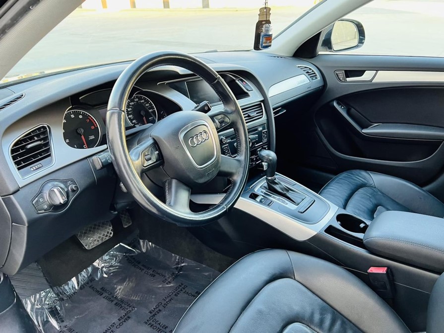 Audi A4 z USA - zadbane wnętrze, świetna ergonomia