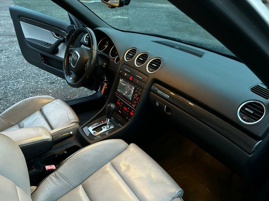 Eleganckie, stylowe wnętrze S4 Cabrio.